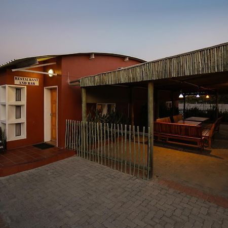 Mokoro Lodge Maun Exteriör bild